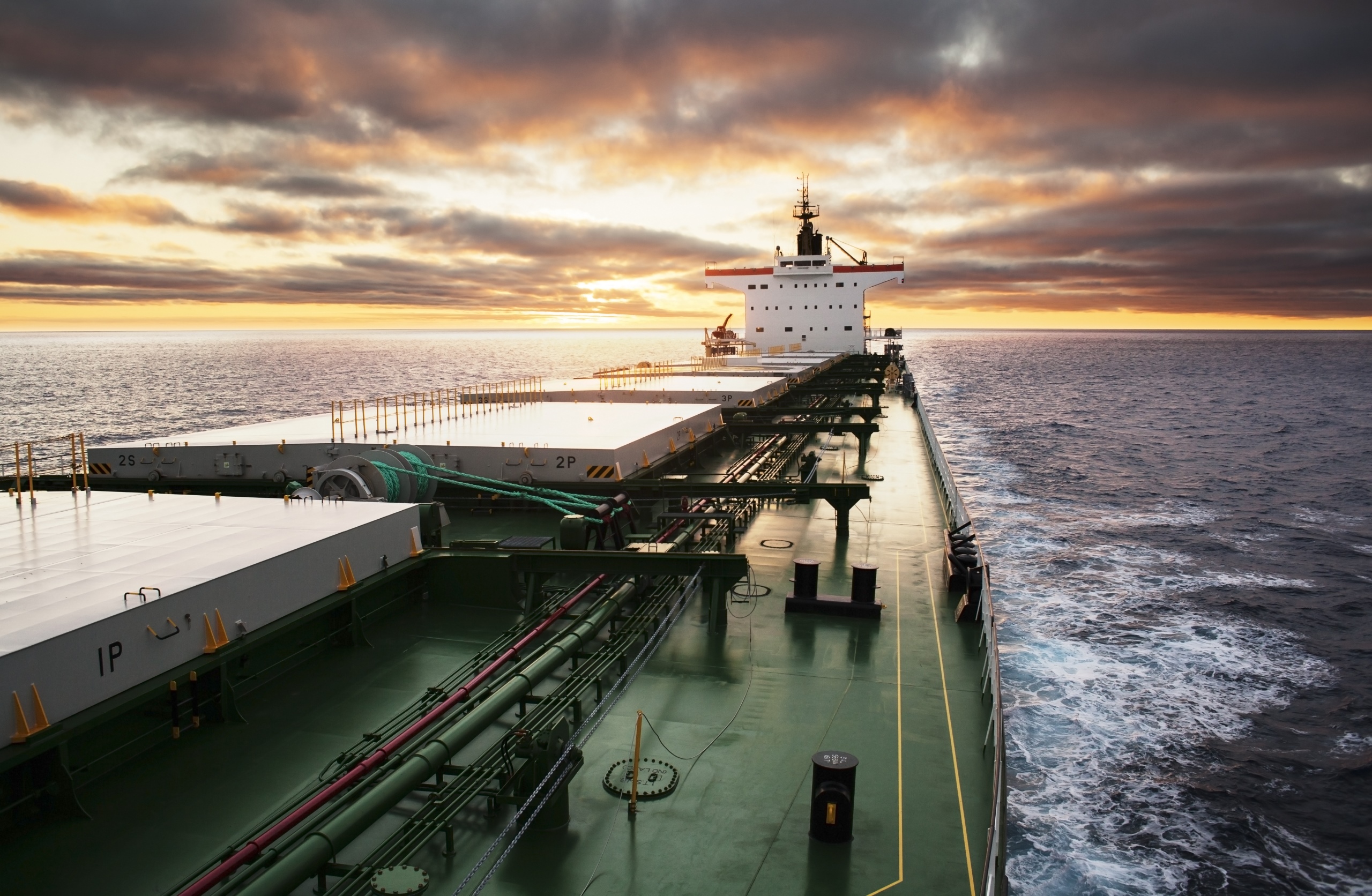 How Hydraulic Components Power the Maritime Sector